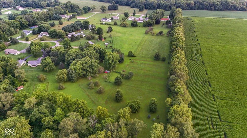 2885 W Pear Tree Lane Crawfordsville, IN 47933