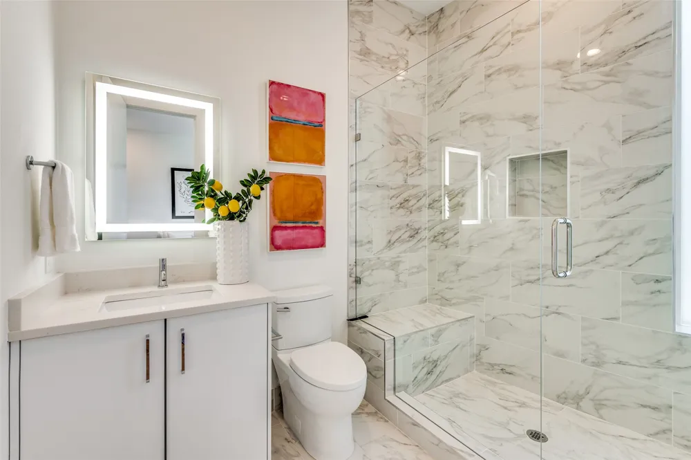 426 W 9th Street #105 Dallas, TX 75208