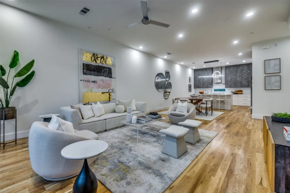 4125 Reserve Lane Addison, TX 75001