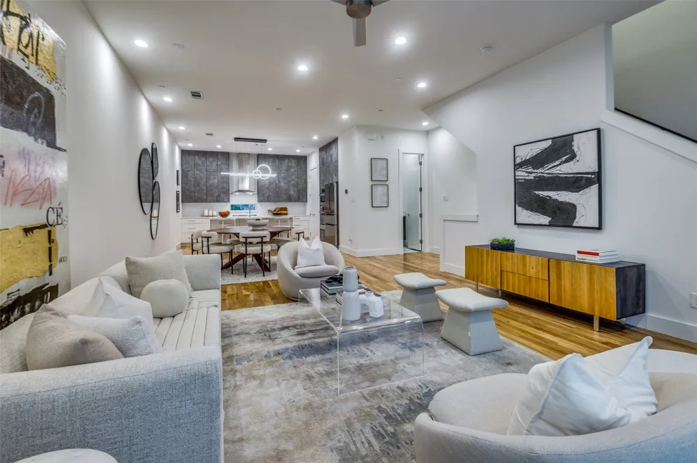 4125 Reserve Lane Addison, TX 75001