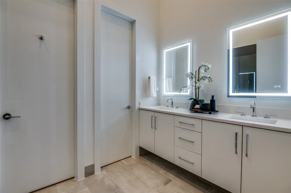 4125 Reserve Lane Addison, TX 75001