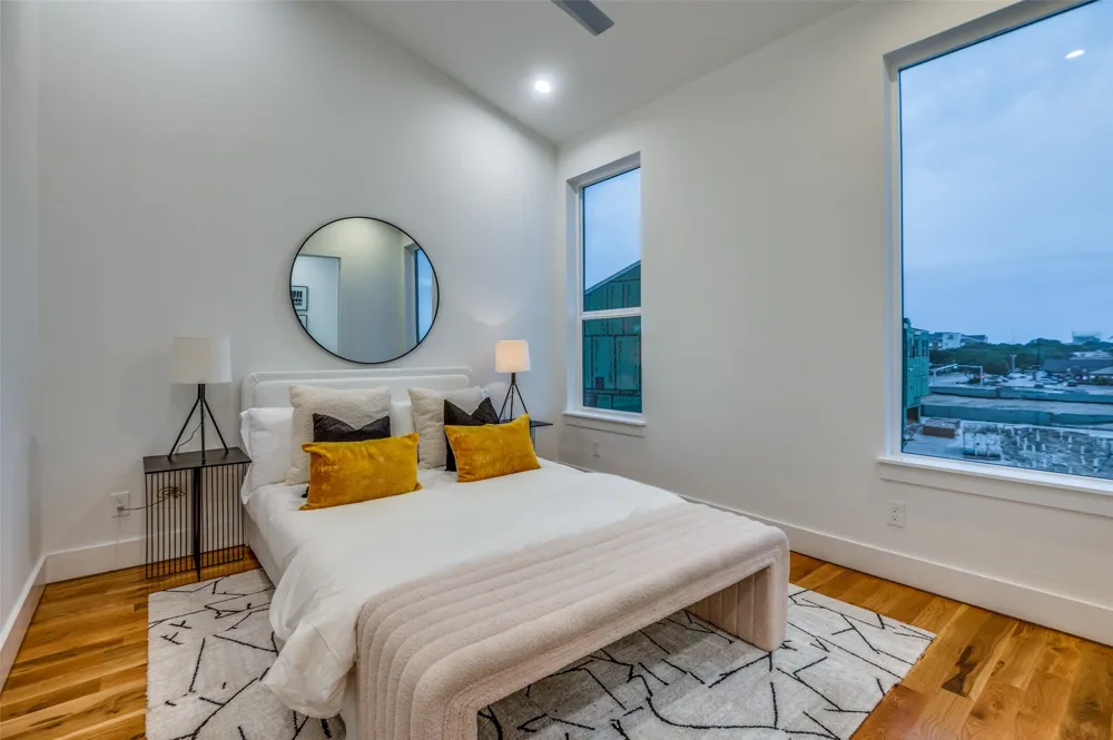 4125 Reserve Lane Addison, TX 75001