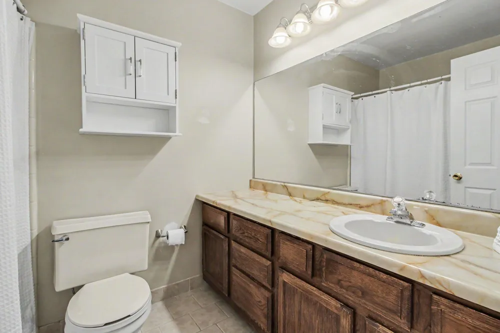 6381 Merritt Road Ypsilanti, MI 48197