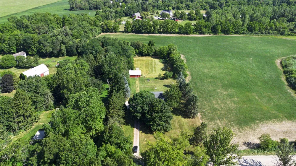 6381 Merritt Road Ypsilanti, MI 48197