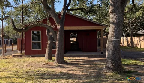 99 Old Austin Highway