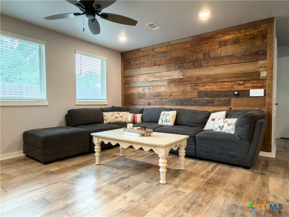 99 Old Austin Highway Johnson City, TX 78636