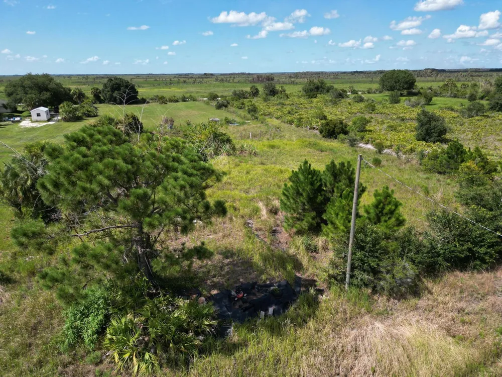 18239 NW 318TH STREET Okeechobee, FL 34972
