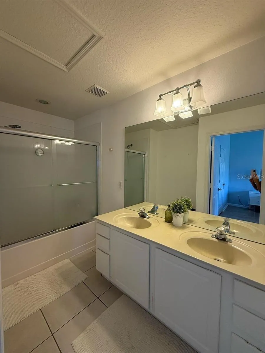 6235 GOETHE STREET #106 Orlando, FL 32835