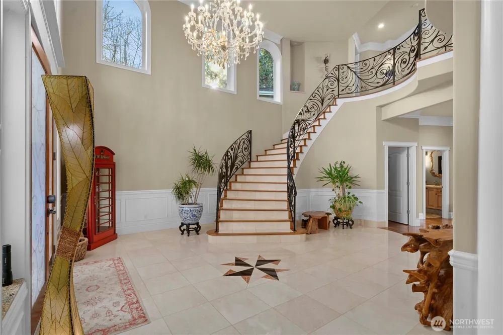 5325 145th Place SE Bellevue, WA 98006