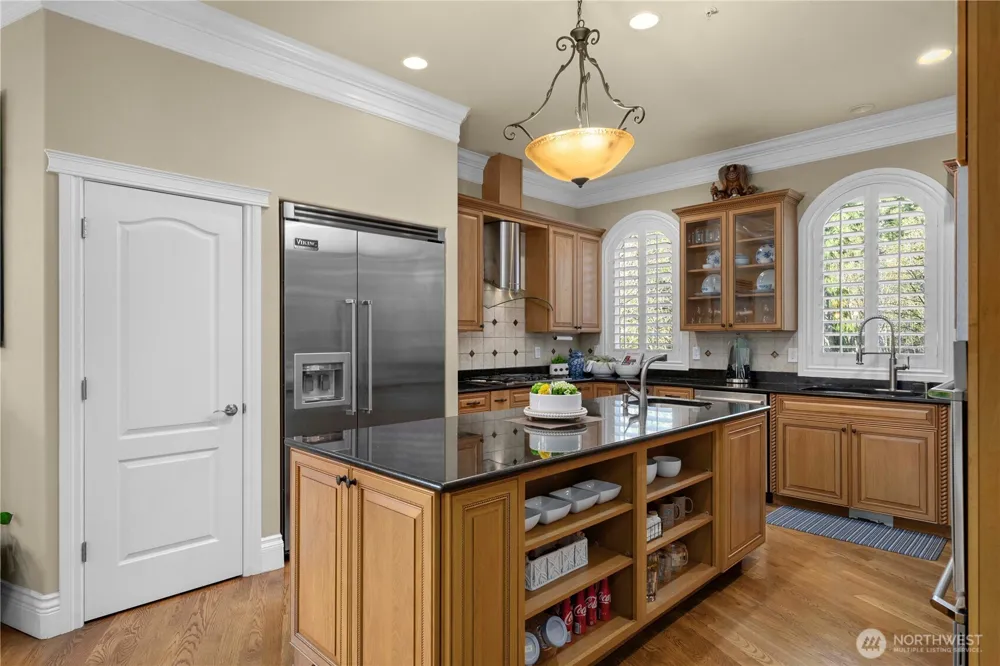 5325 145th Place SE Bellevue, WA 98006
