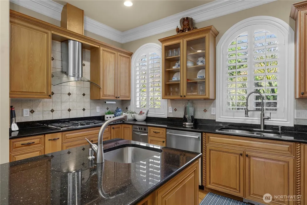 5325 145th Place SE Bellevue, WA 98006