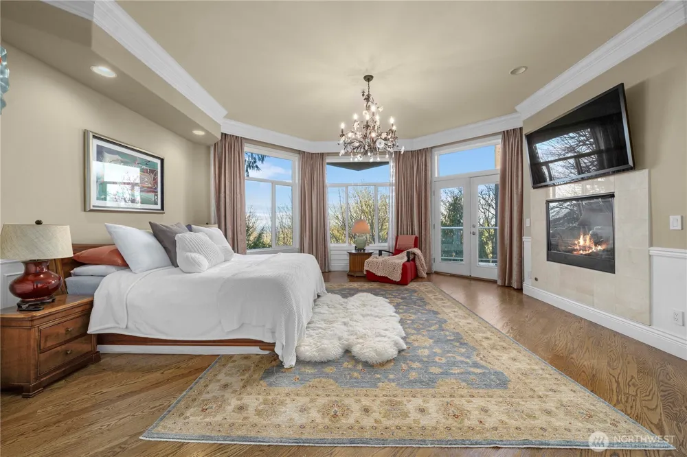 5325 145th Place SE Bellevue, WA 98006