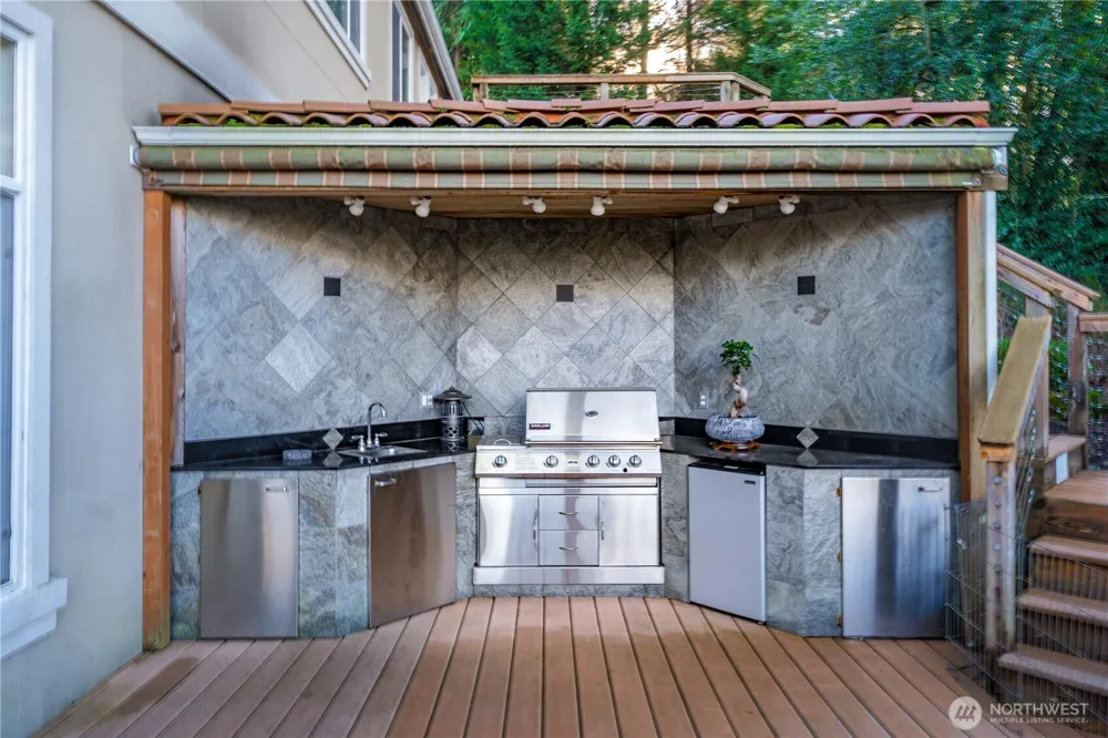 5325 145th Place SE Bellevue, WA 98006