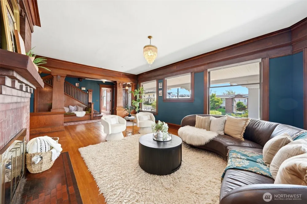 2329 Rucker Avenue Everett, WA 98201