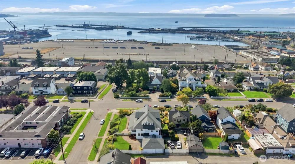 2329 Rucker Avenue Everett, WA 98201