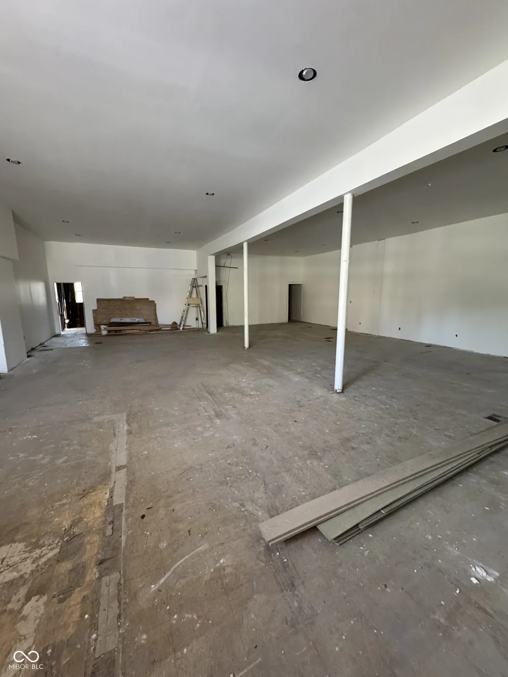 3363 Central Avenue Indianapolis, IN 46205
