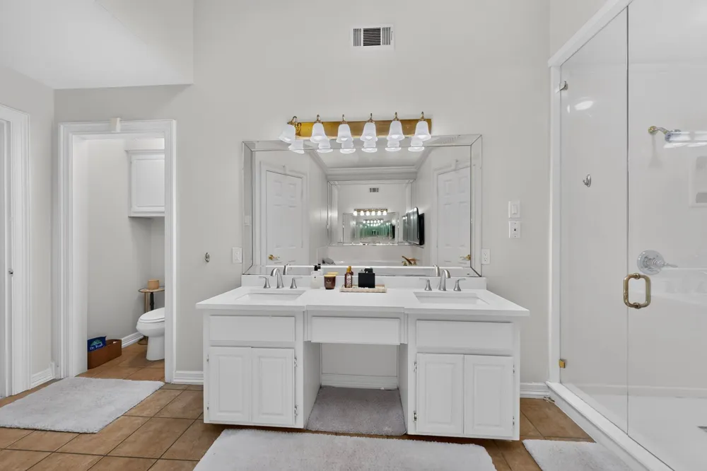 2120 Valley View Drive Cedar Hill, TX 75104