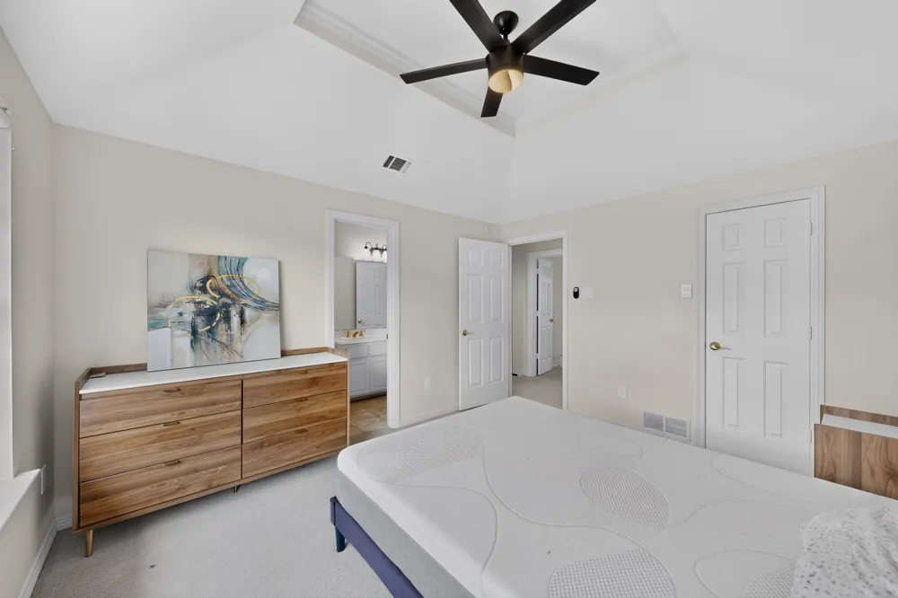 2120 Valley View Drive Cedar Hill, TX 75104