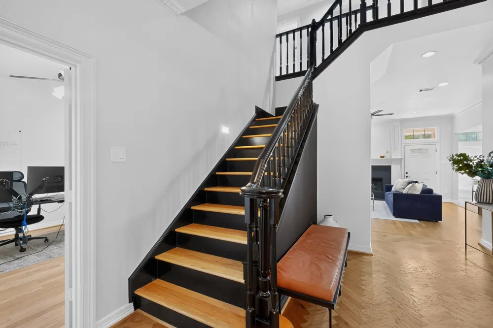 2120 Valley View Drive Cedar Hill, TX 75104