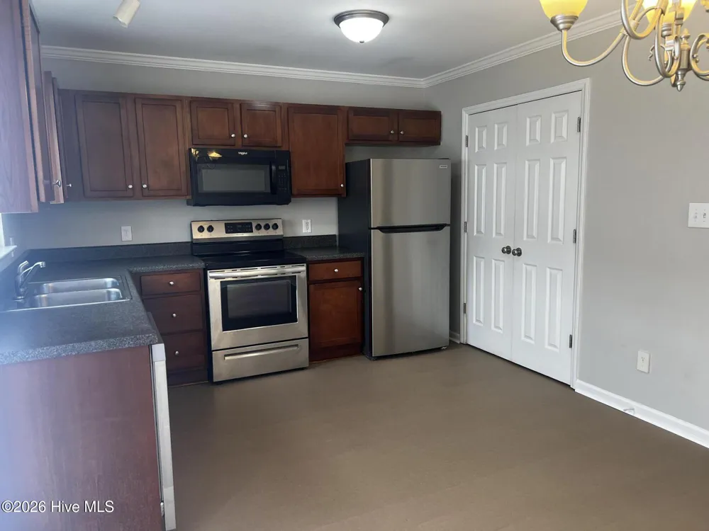 1500 Manning Forest Drive #A4 Greenville, NC 27834
