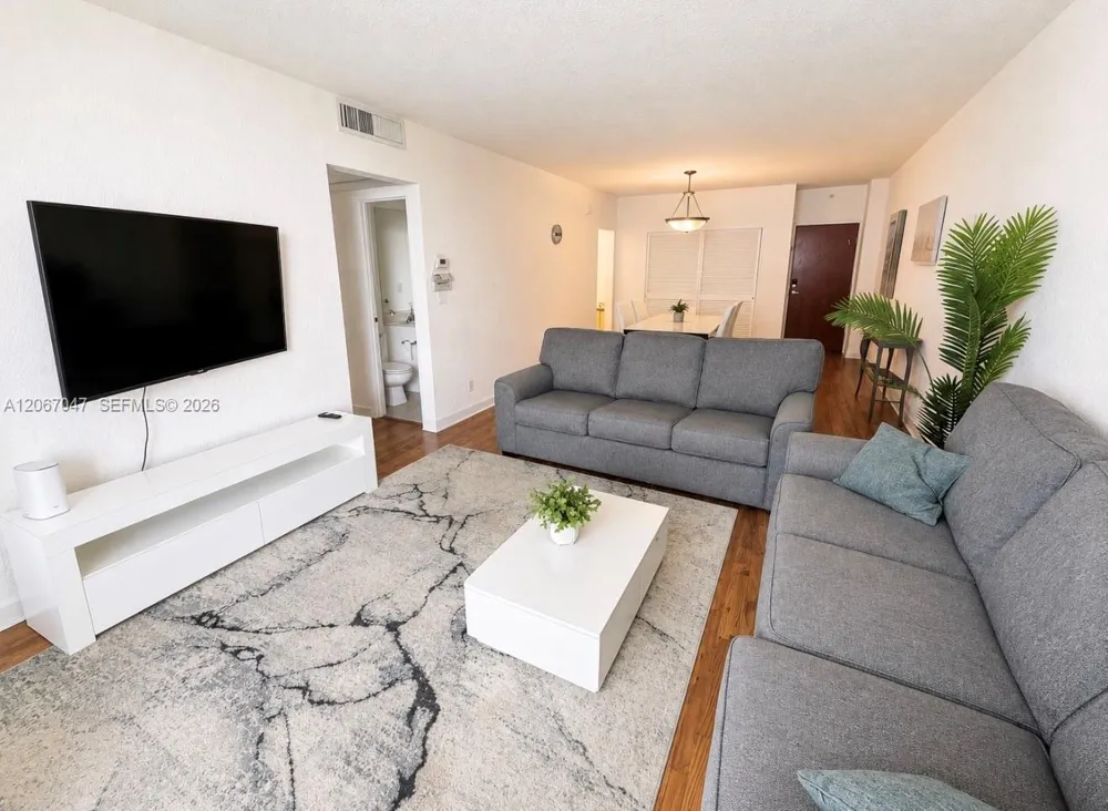 4001 S Ocean Dr #4L Hollywood, FL 33019
