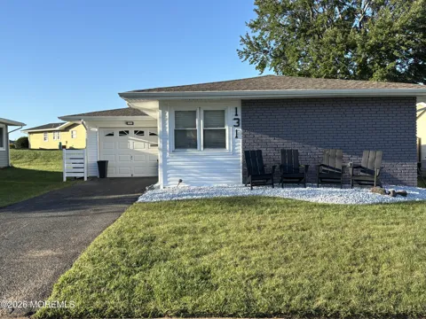 131 Central Boulevard