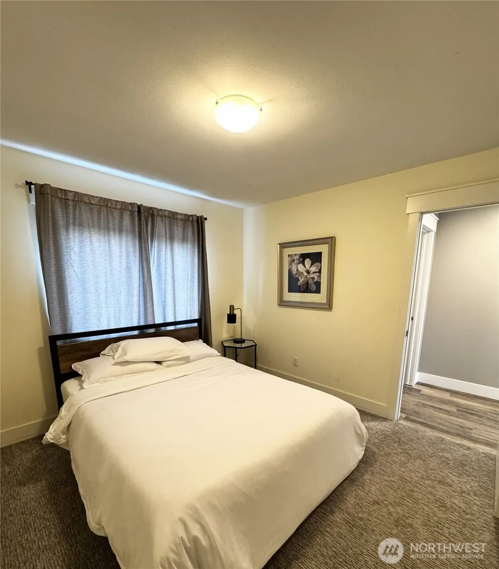 7360 E Grapeview Loop Road Allyn, WA 98524