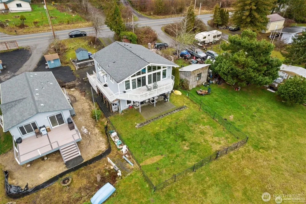 7360 E Grapeview Loop Road Allyn, WA 98524