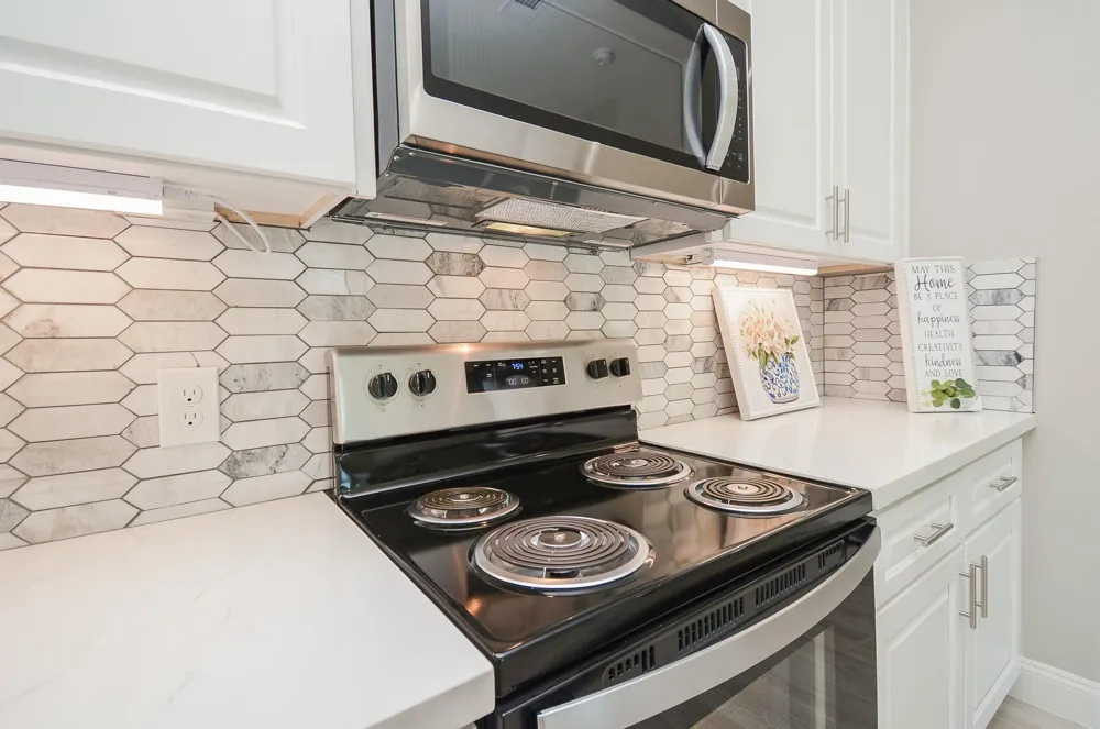 147 S 66 STREET Houston, TX 77011