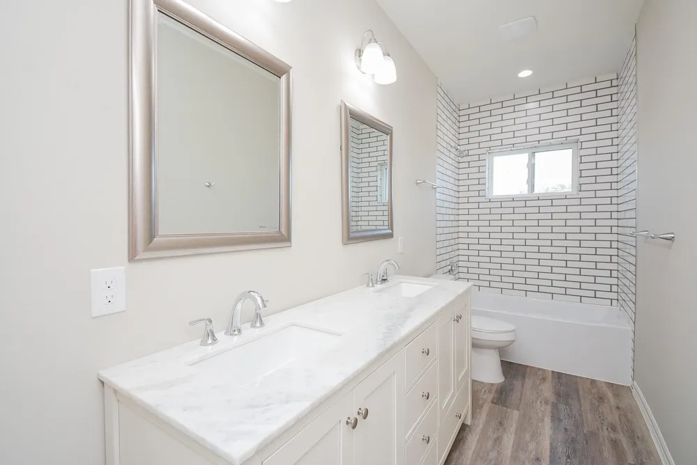 147 S 66 STREET Houston, TX 77011