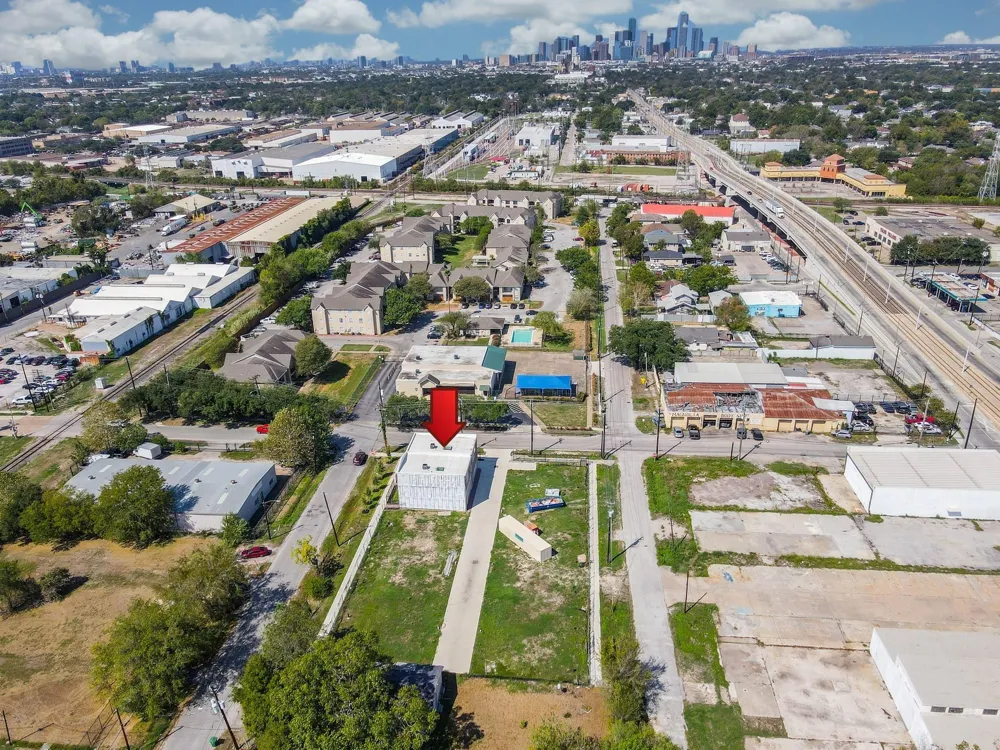 147 S 66 STREET Houston, TX 77011