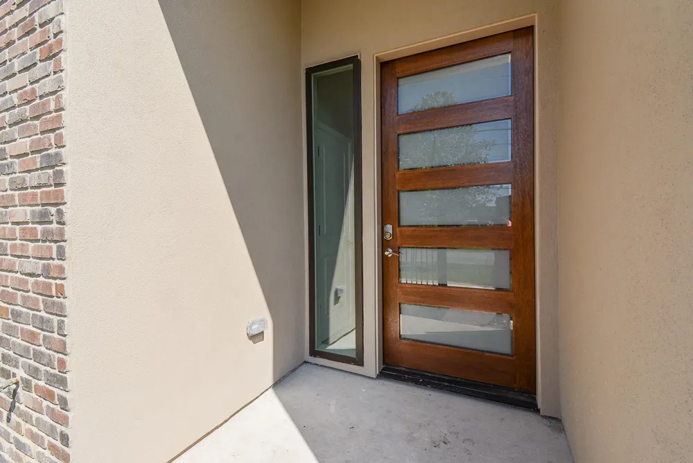147 S 66 STREET Houston, TX 77011