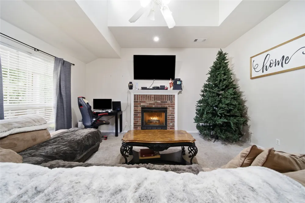 9256 S 85th EastAvenue Tulsa, OK 74133