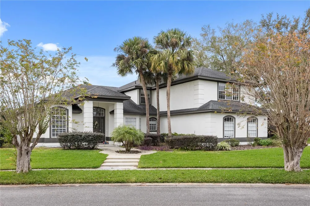 1746 CARILLON PARK DRIVE Oviedo, FL 32765