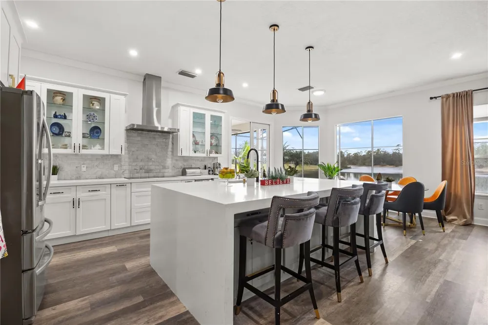 1746 CARILLON PARK DRIVE Oviedo, FL 32765
