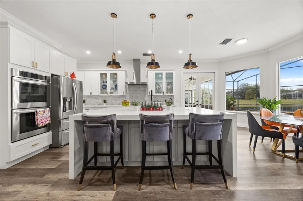 1746 CARILLON PARK DRIVE Oviedo, FL 32765