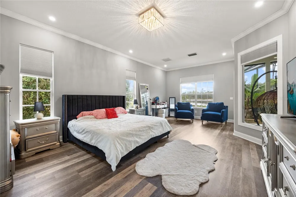 1746 CARILLON PARK DRIVE Oviedo, FL 32765