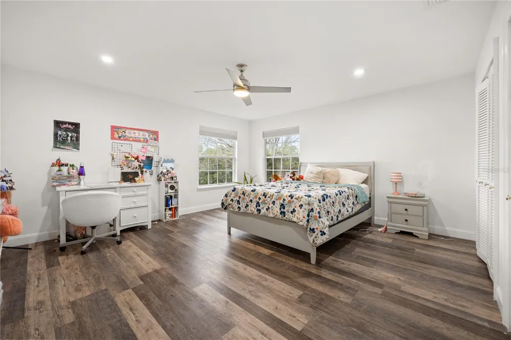 1746 CARILLON PARK DRIVE Oviedo, FL 32765