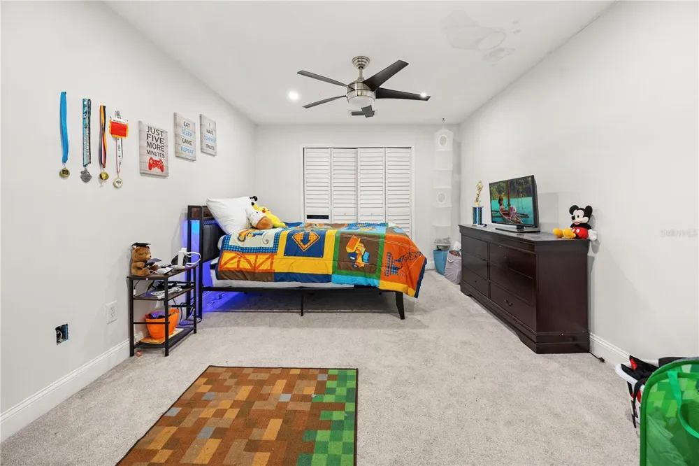 1746 CARILLON PARK DRIVE Oviedo, FL 32765
