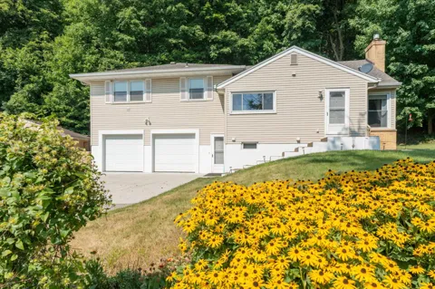 48186 Old River Bluff Road