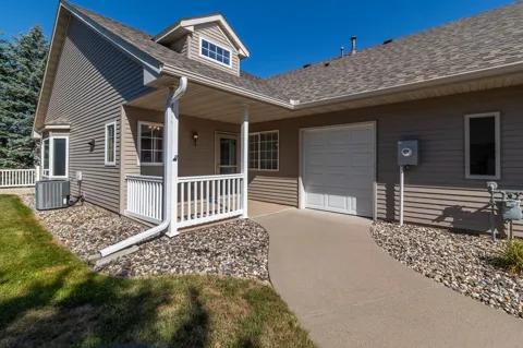 193 Goldfinch Lane
