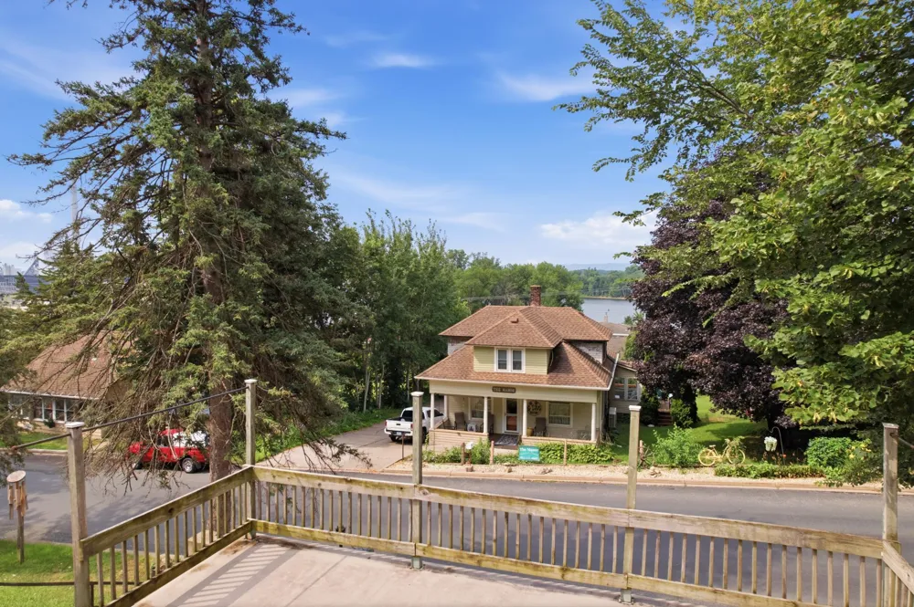 1109 S 2nd Street Alma, WI 54610
