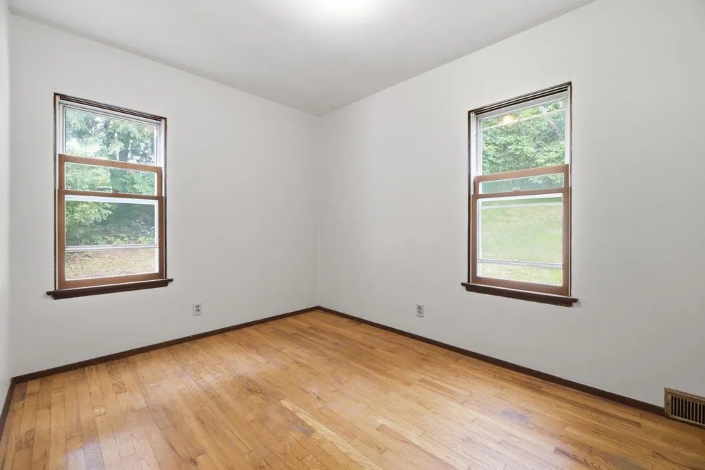 1109 S 2nd Street Alma, WI 54610