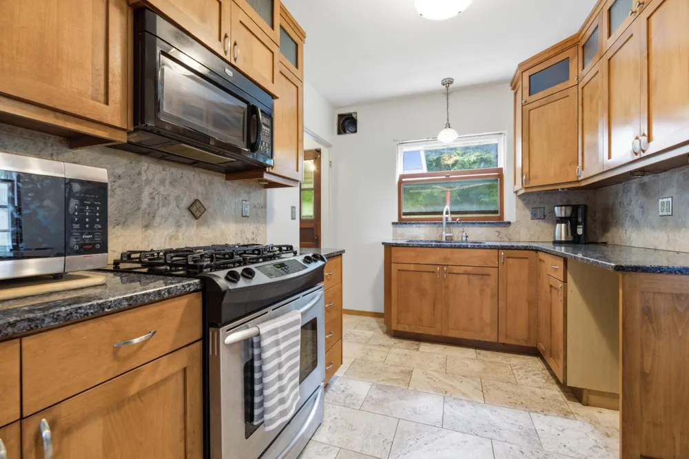 1109 S 2nd Street Alma, WI 54610