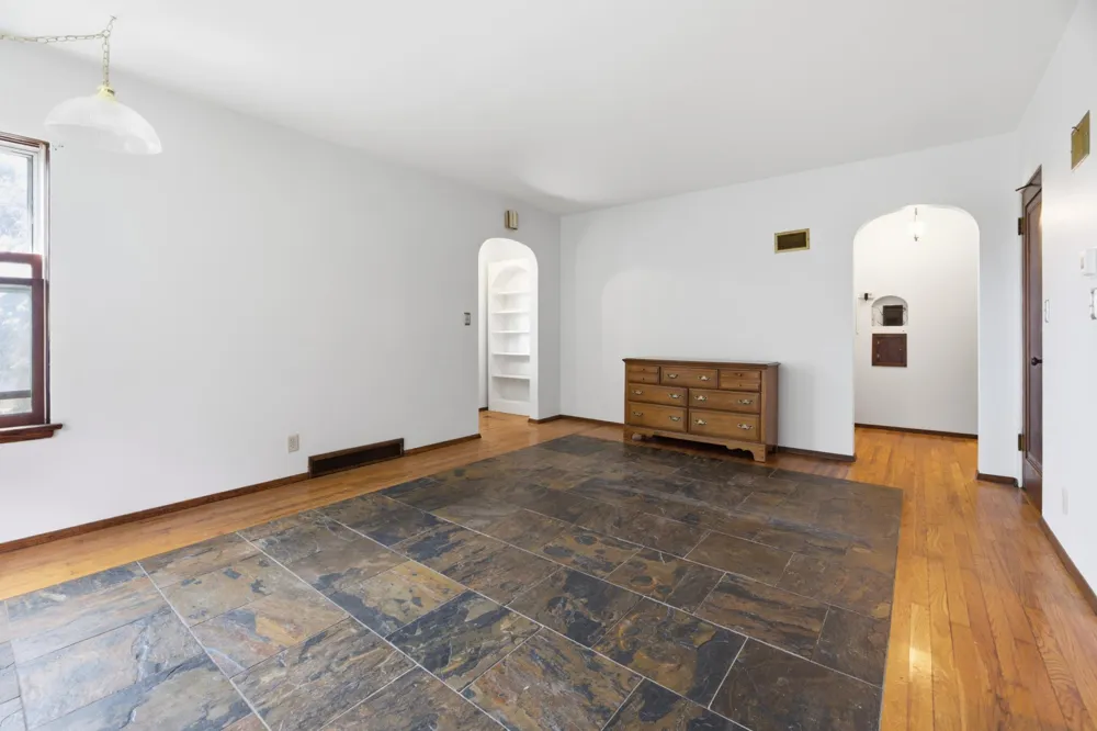 1109 S 2nd Street Alma, WI 54610