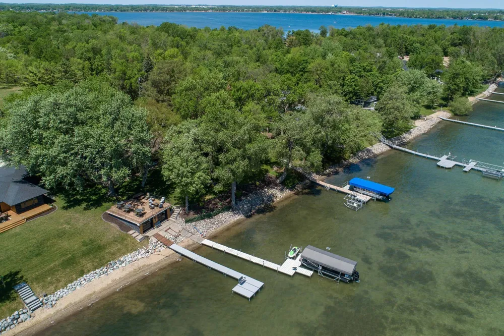 736 Shorewood Drive Detroit Lakes, MN 56501