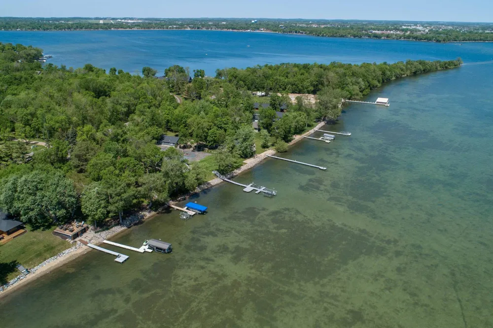 736 Shorewood Drive Detroit Lakes, MN 56501
