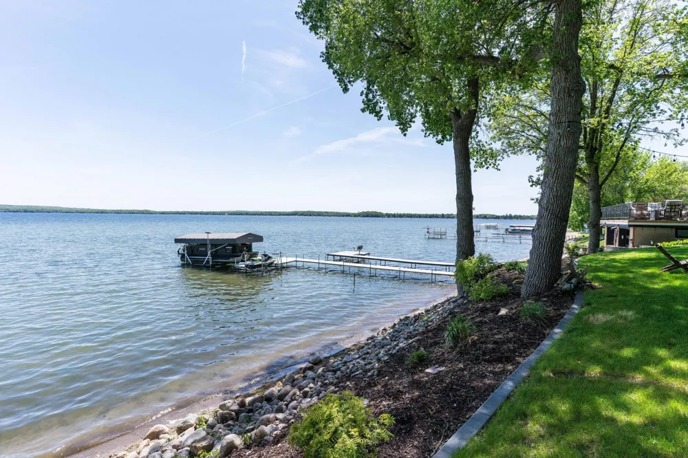 736 Shorewood Drive Detroit Lakes, MN 56501