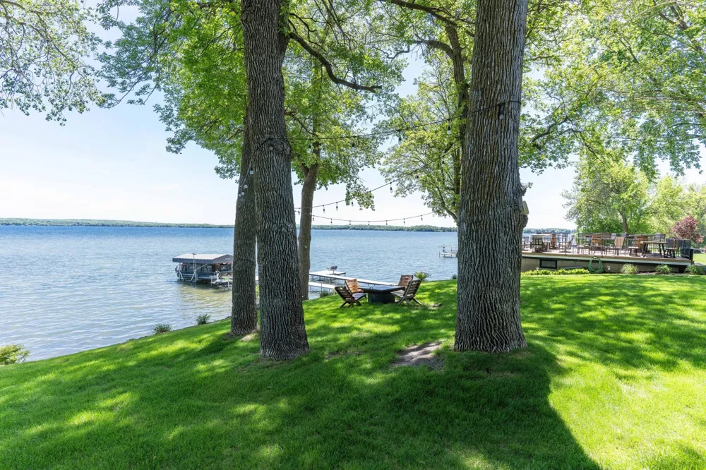 736 Shorewood Drive Detroit Lakes, MN 56501