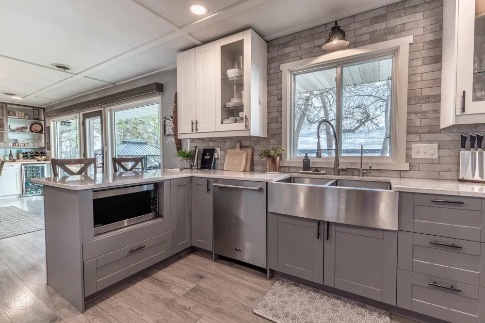 736 Shorewood Drive Detroit Lakes, MN 56501